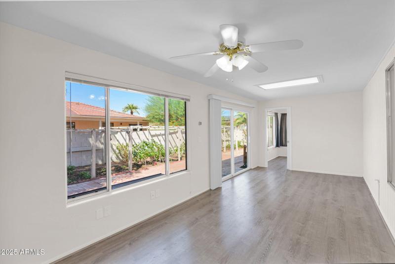 44-web-or-mls-P1315683