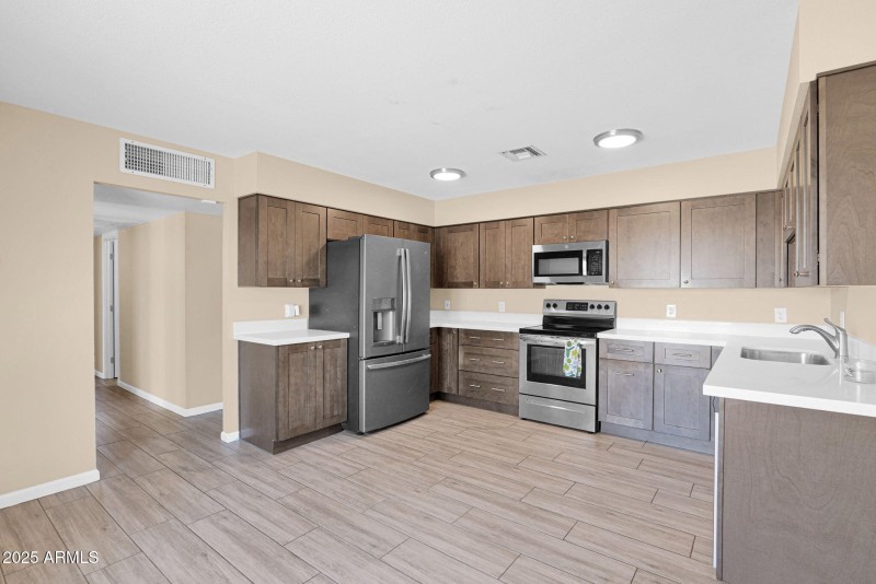 11-web-or-mls-P1325814