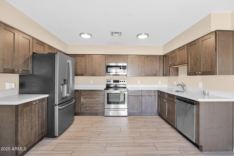 12-web-or-mls-P1325815