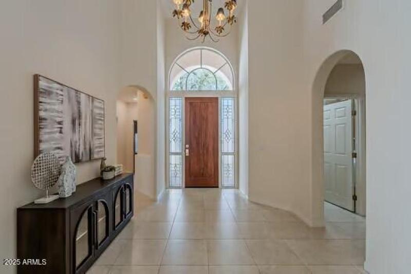 Foyer to Front Door