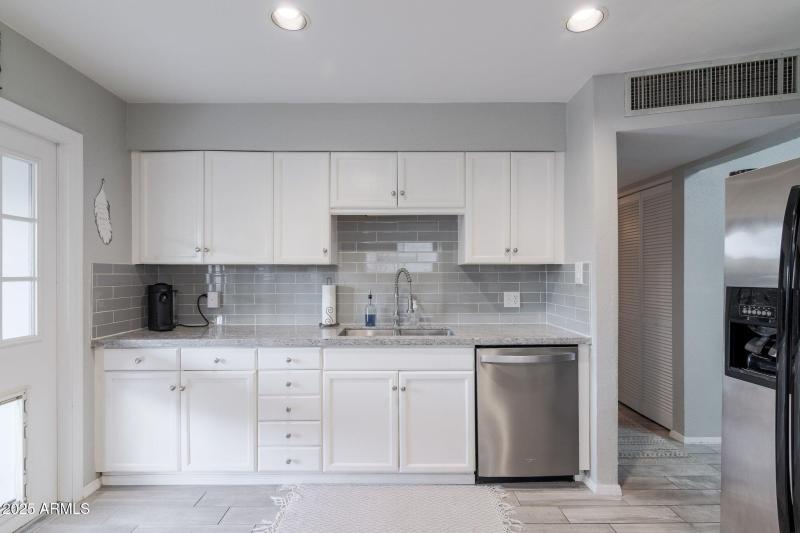 Moreland (25).jpg-SMALL