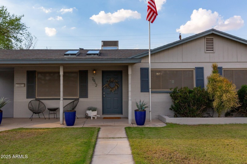 Moreland (35).jpg-SMALL