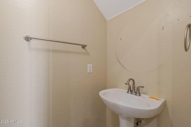 3-web-or-mls-Qp-5813