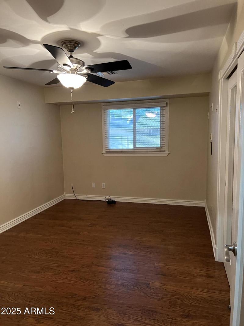 20251002_231358168_iOS