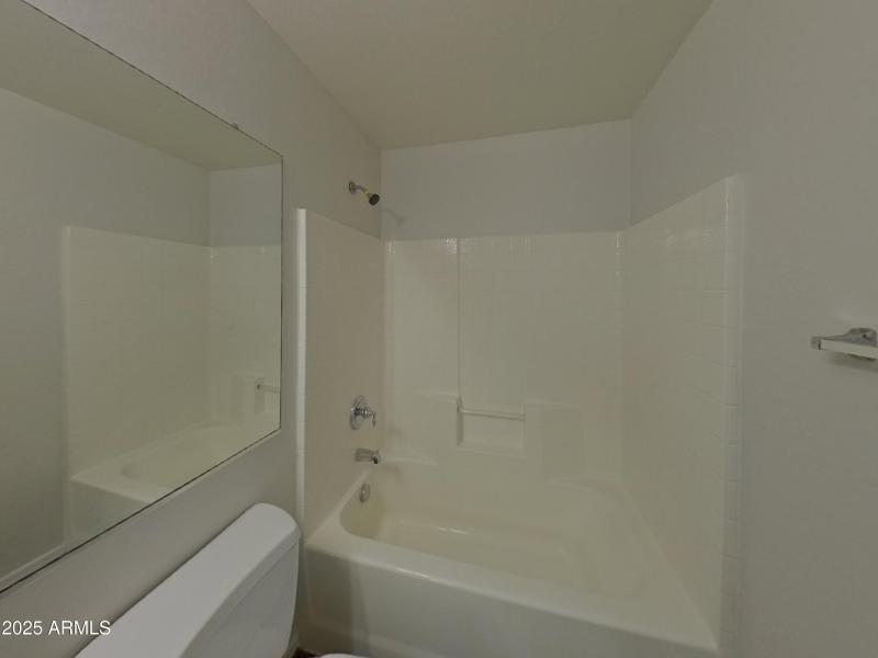 15_pc_QHdBIjvtpL_WTeJCcocoh_layout_0