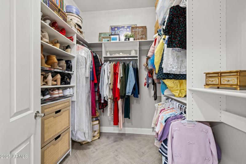 Walk-in Closet
