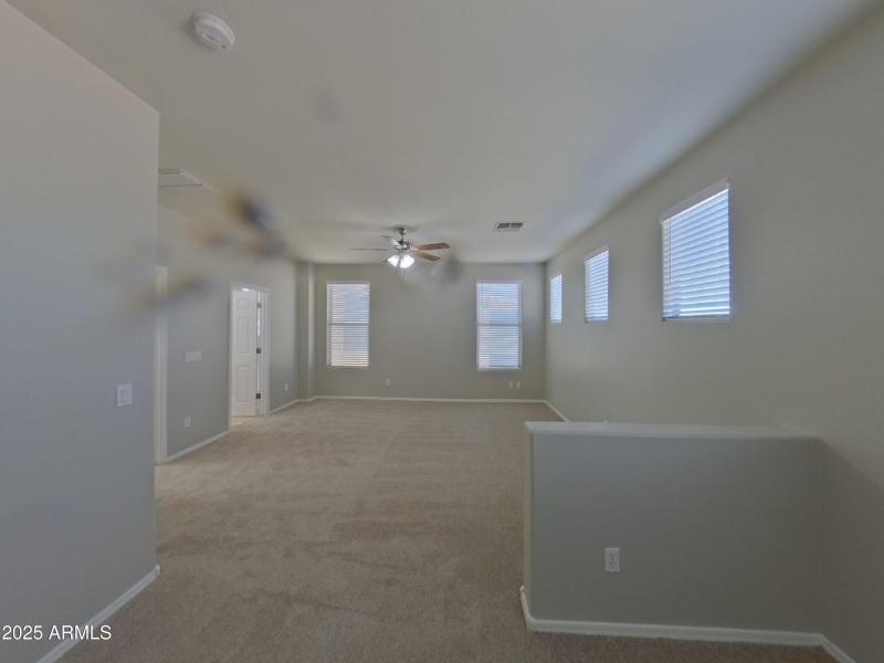 5_pc_bKNGUcB7i9_4DikqLjav2_layout_0