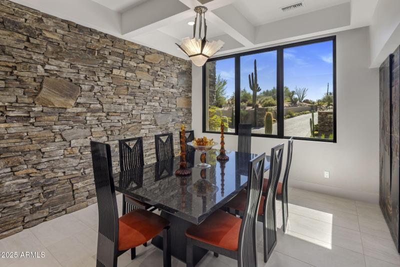 9180 E HAPPY HOLLOW DR