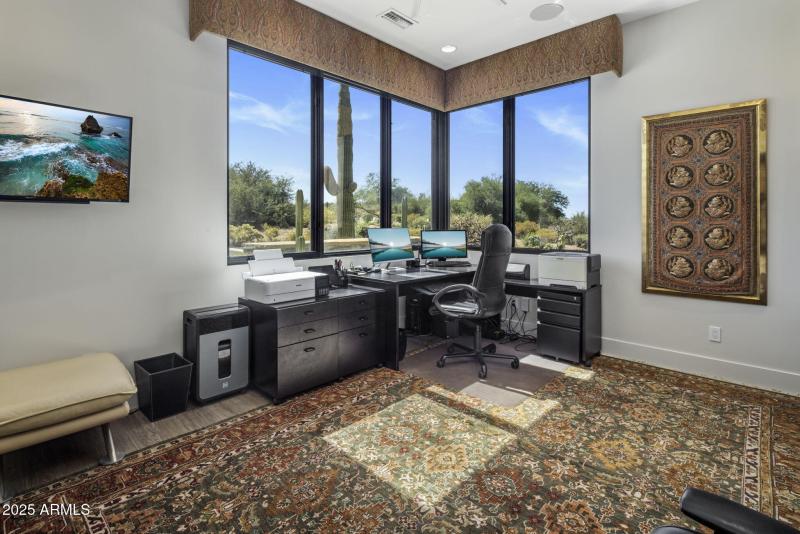 9180 E HAPPY HOLLOW DR