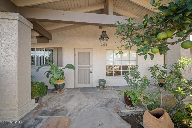 Inviting Front Entry