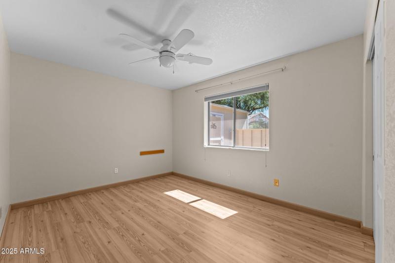 21-web-or-mls-DSC07742