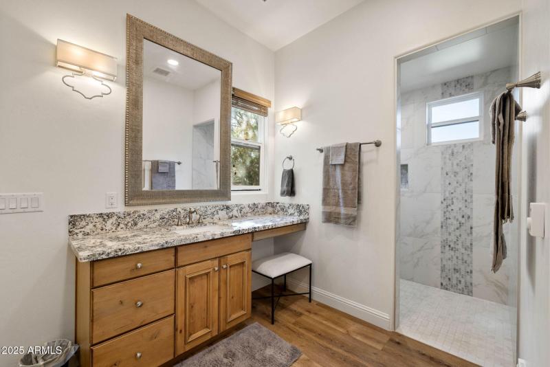 25-Primary Bathroom (1)