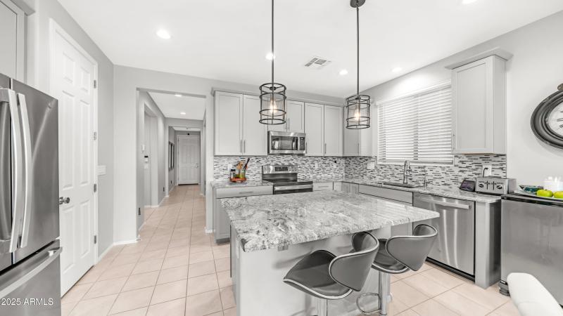 40410 W Haley Dr (11)