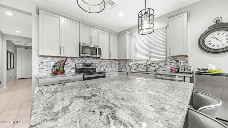 40410 W Haley Dr (12)