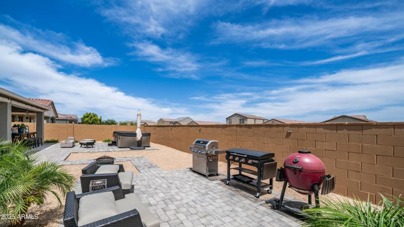 40410 W Haley Dr Exterior Photos-13