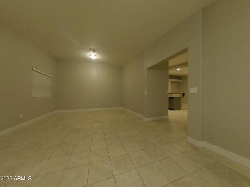 2_pc_TUD9sRoTG9_n9QJGL20SH_layout_1