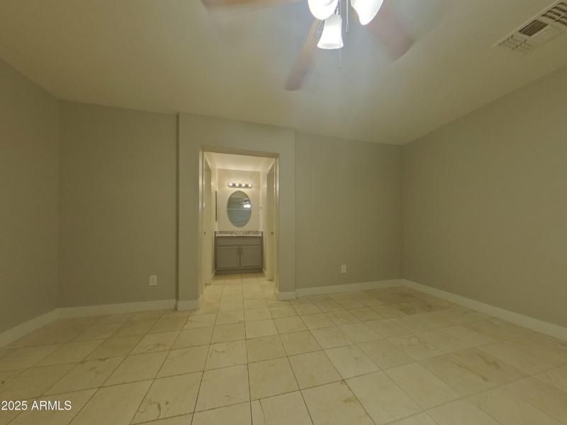 8_pc_wIzR49Dn7J_Co4lkfd8GQ_layout_0