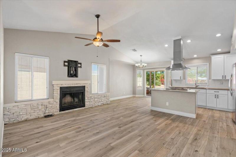 05-Living Room and Kitchen