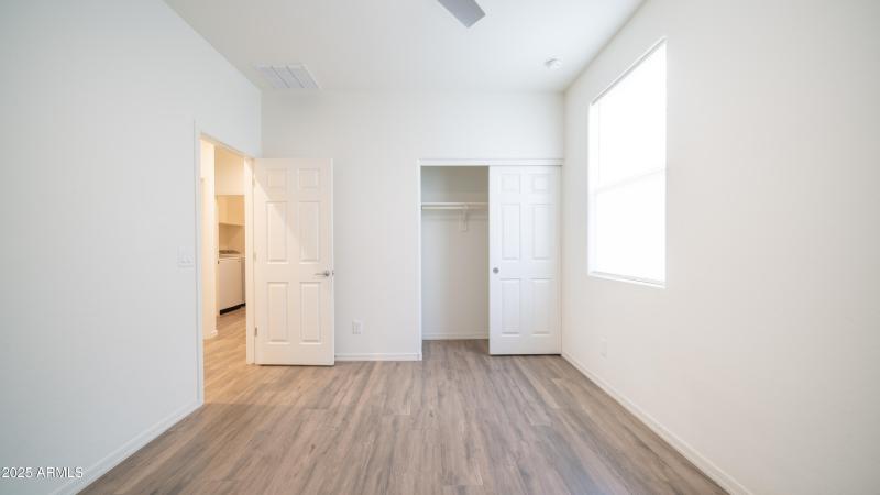 10872 W Marshall Ave-15