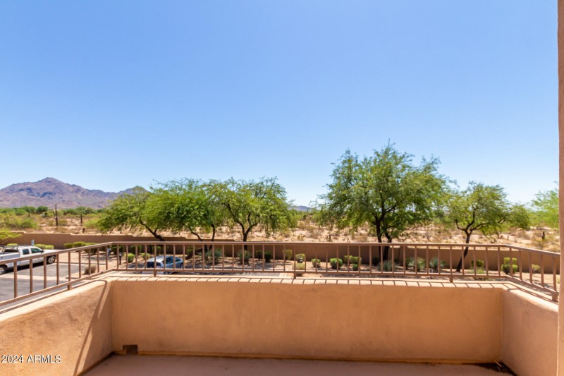 0039-39 - Grayhawk #2000