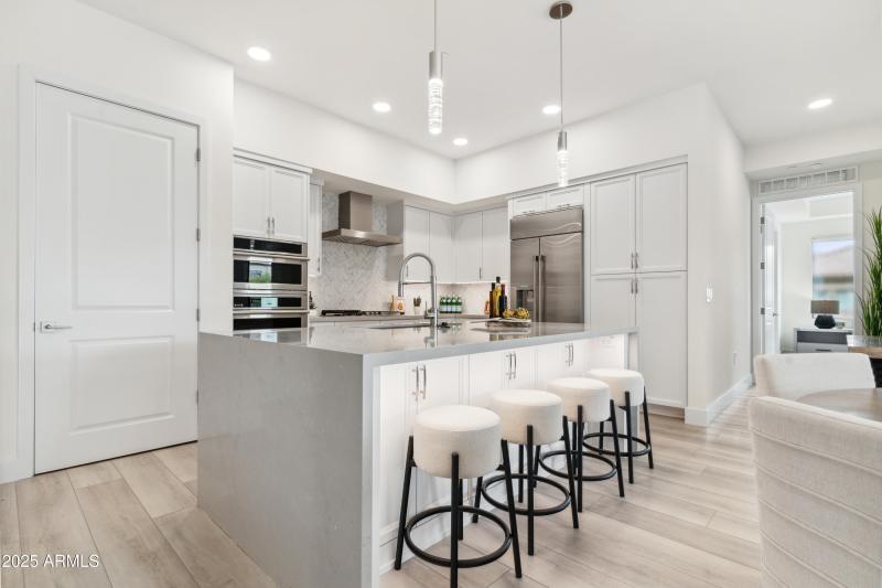 LUXE-Floorplans-BlurWindow-18