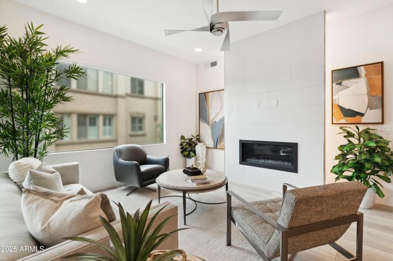 LUXE-Floorplans-BlurWindow-15