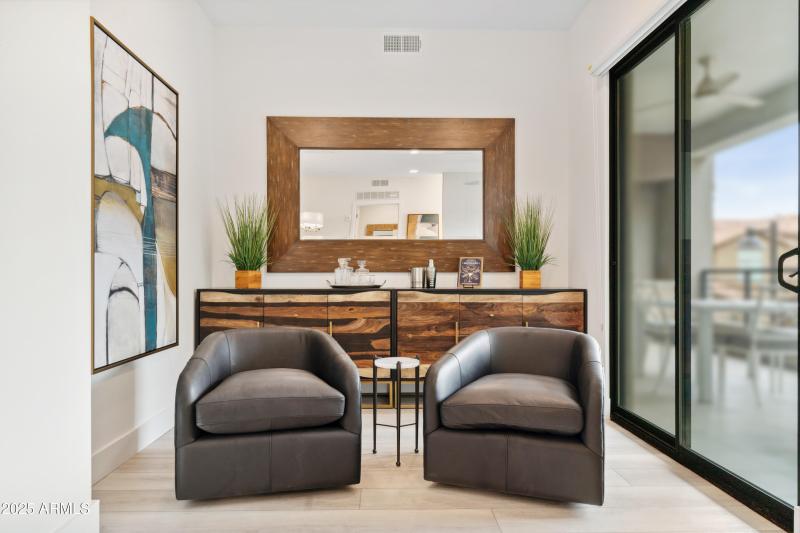 LUXE-Floorplans-BlurWindow-17