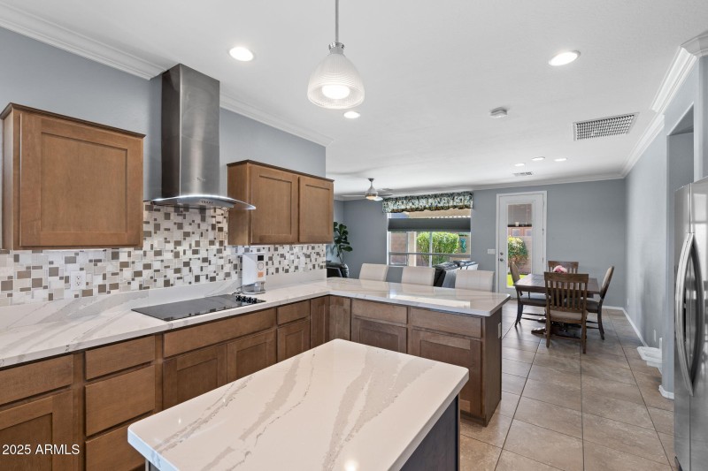 009__11209 E Ocaso Ave