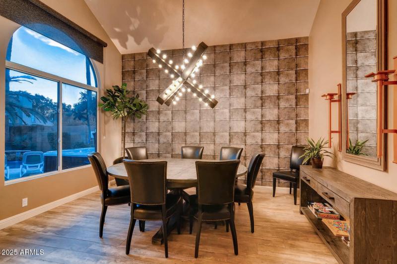 6521 E Beverly Ln Scottsdale-large-006-5