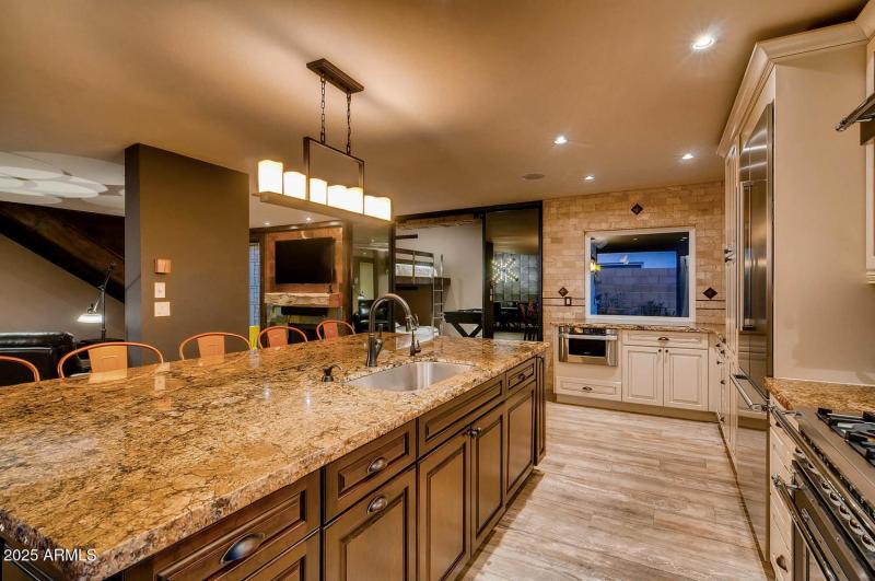 6521 E Beverly Ln Scottsdale-large-010-5