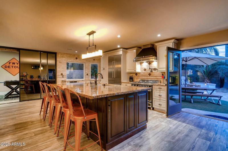 6521 E Beverly Ln Scottsdale-large-011-5