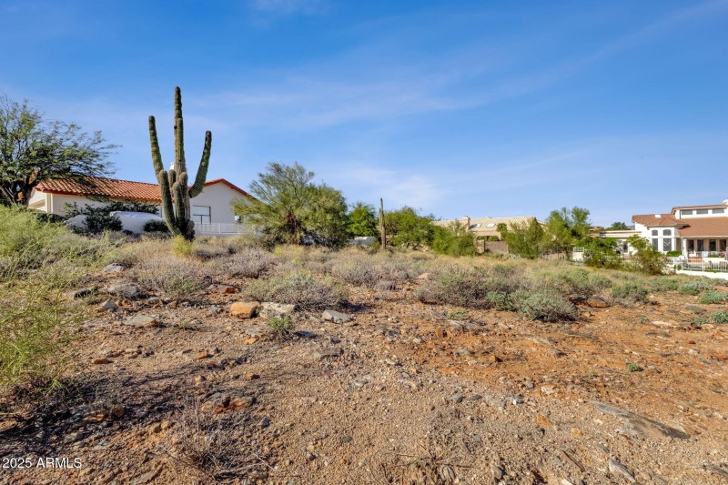 2-web-or-mls-15630-e-tacony-dr