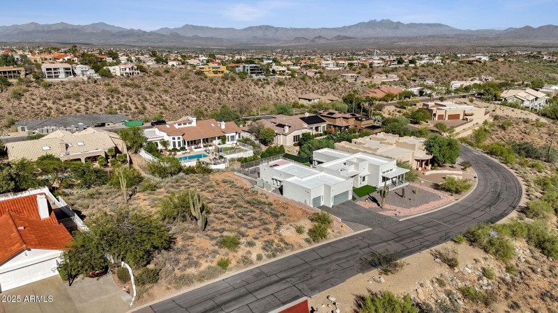 7-web-or-mls-15630-e-tacony-dr