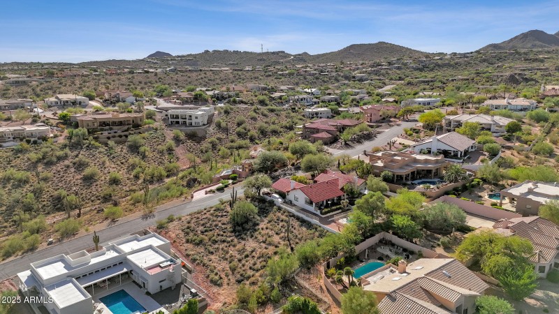 17-web-or-mls-15630-e-tacony-dr