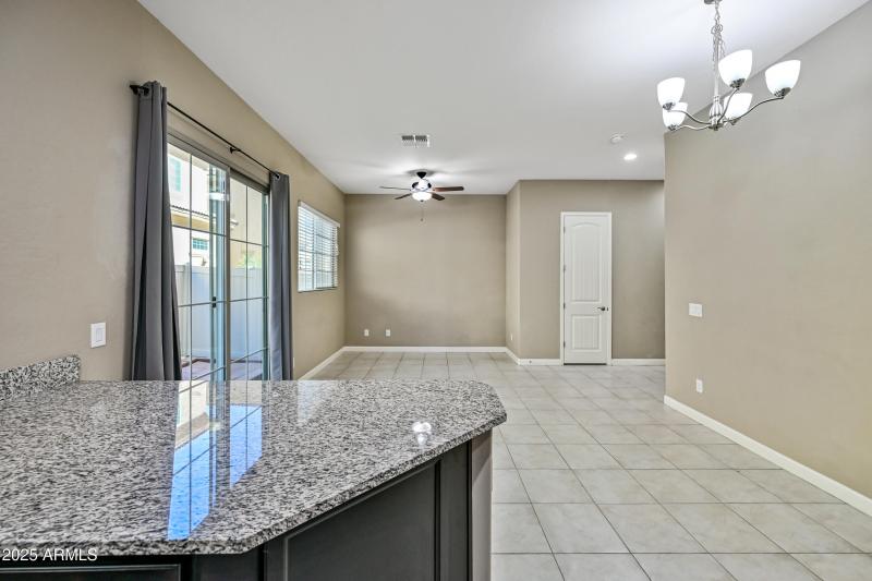 11-1367SCCD1119-ocupix