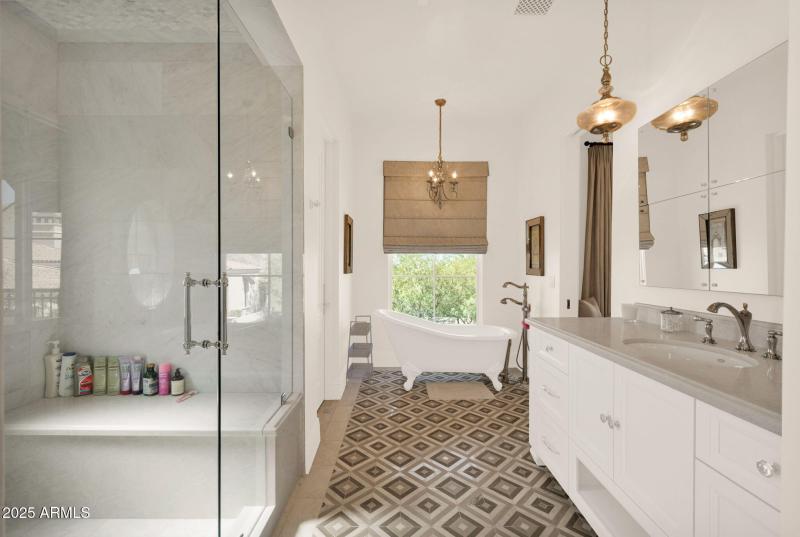 Upstairs Guest Bathroom