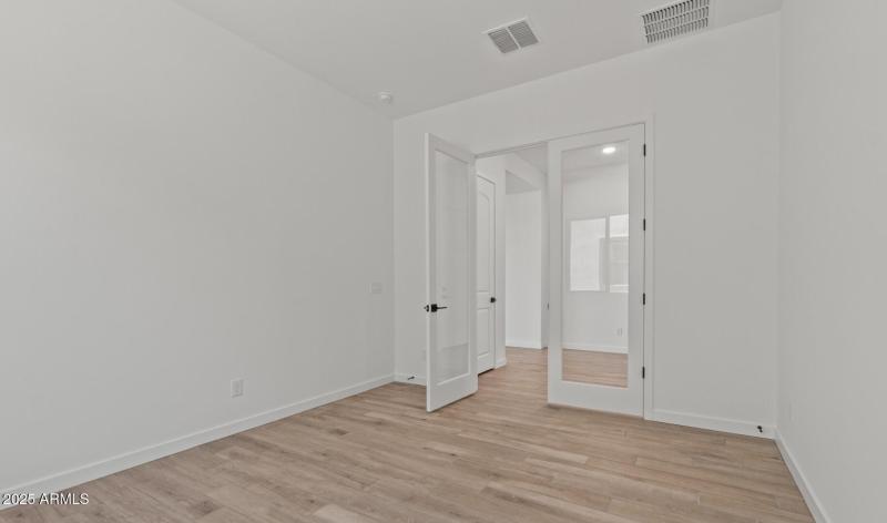 FSVV Lot #9 Den (Large)