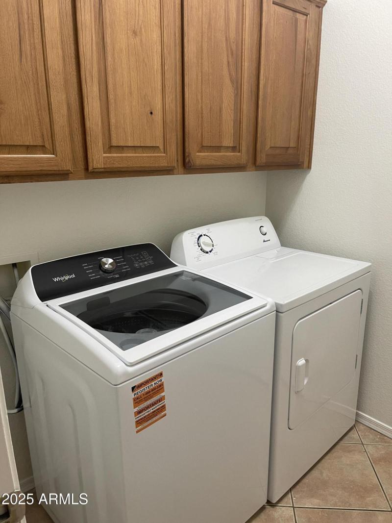 20250927_163759016_iOS