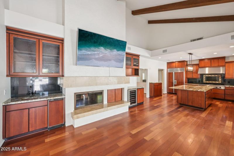 16-web-or-mls-E Cercado Ln-S0810-016