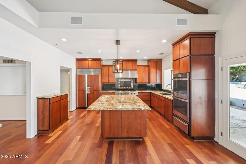 17-web-or-mls-E Cercado Ln-S0810-017