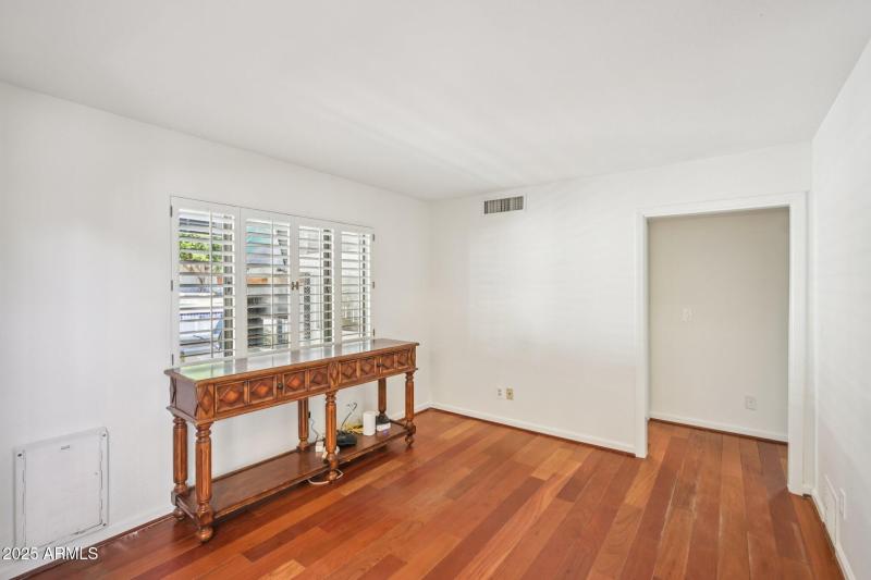 28-web-or-mls-E Cercado Ln-S0810-028