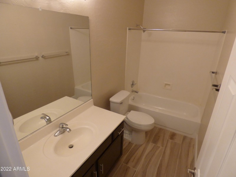 17620 w East Wind (24)