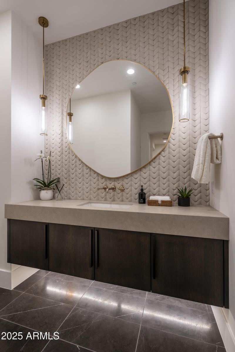 Powder room