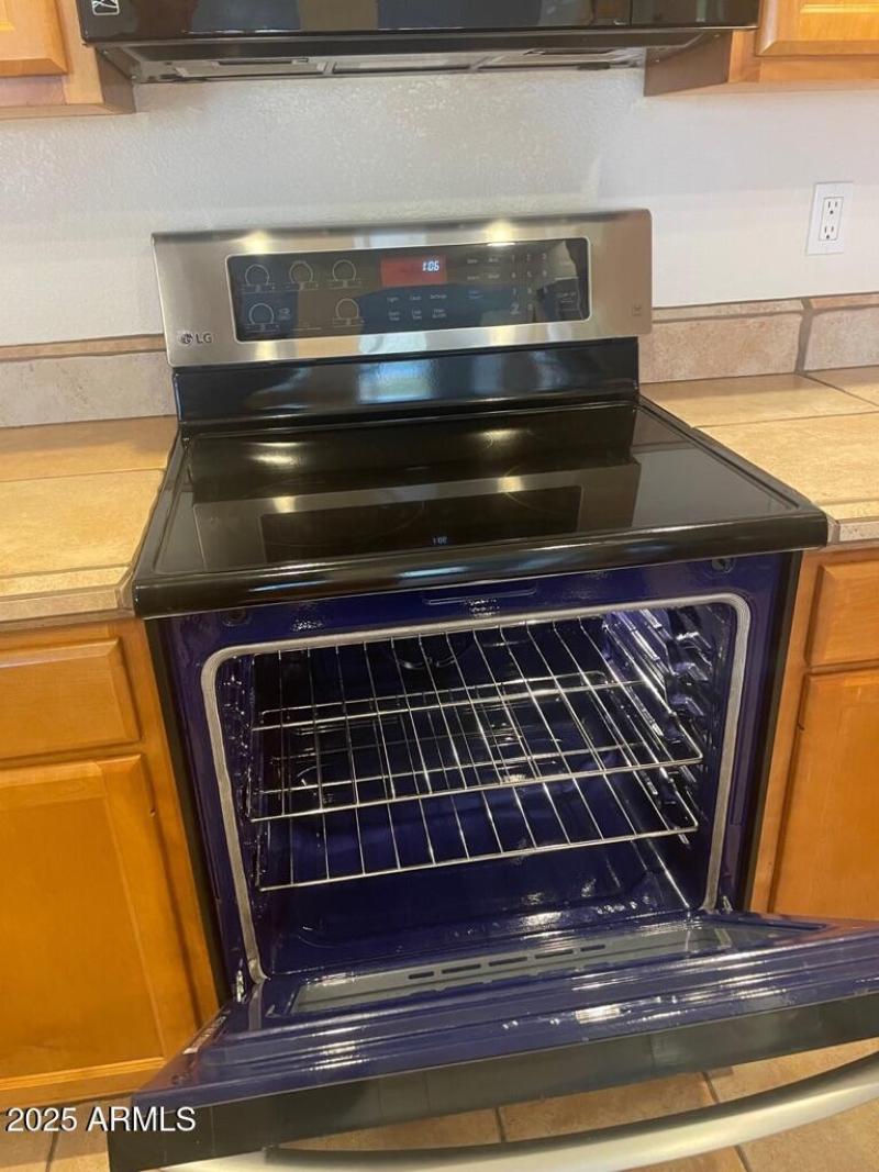 97C1F8C6-E9B4-43CB-B5A3-6D61122BAD2B_1_1