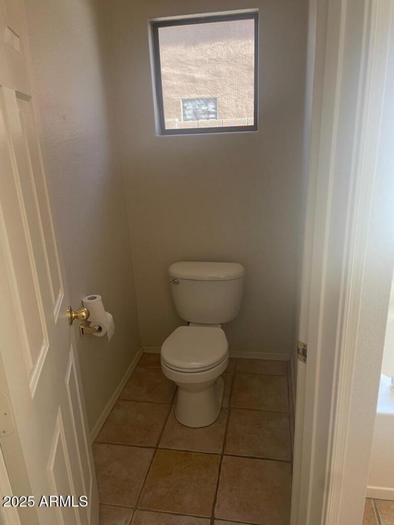 4DF2CCE7-1D2D-4AF7-9F57-D6BF0079CD5F_1_1