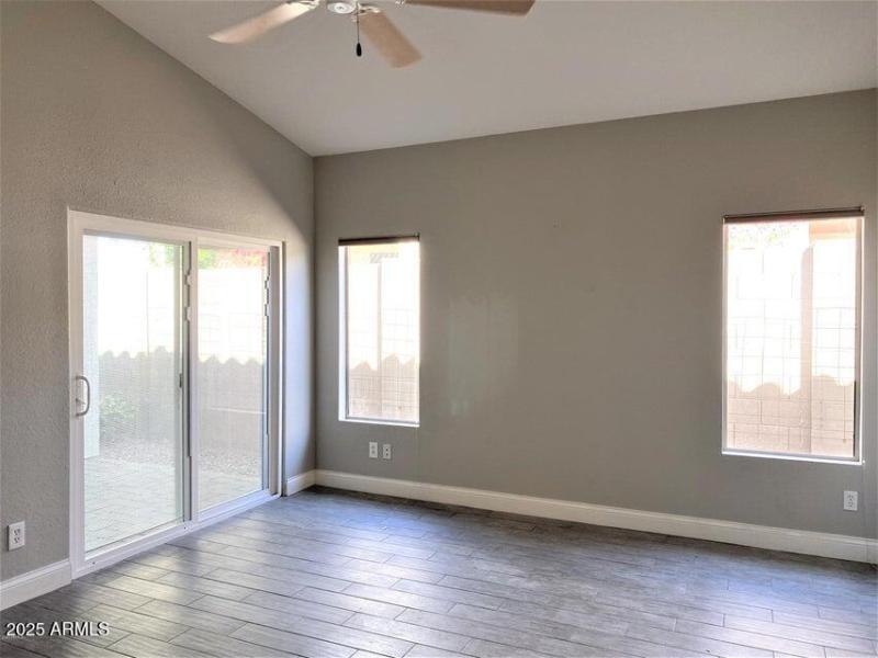 20201003050015366348000000-o