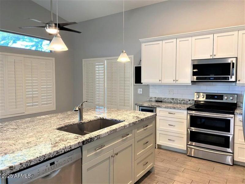 20201003045831567766000000-o