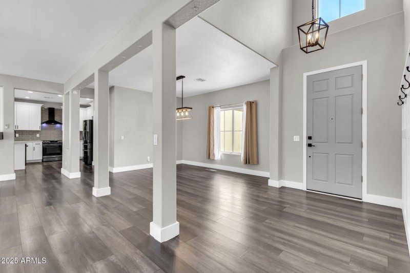 4900 S Springs Dr-12