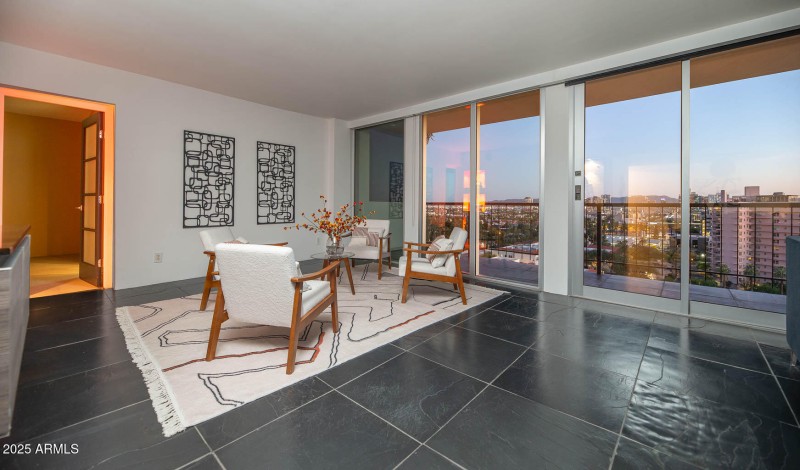 10 Lounge_Secondary Living Room 2