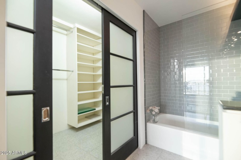 38 Guest Walk in Closet with Bath